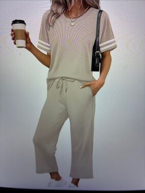 🆕Relaxed Wide-Leg Drawstring Pants Set in Taupe